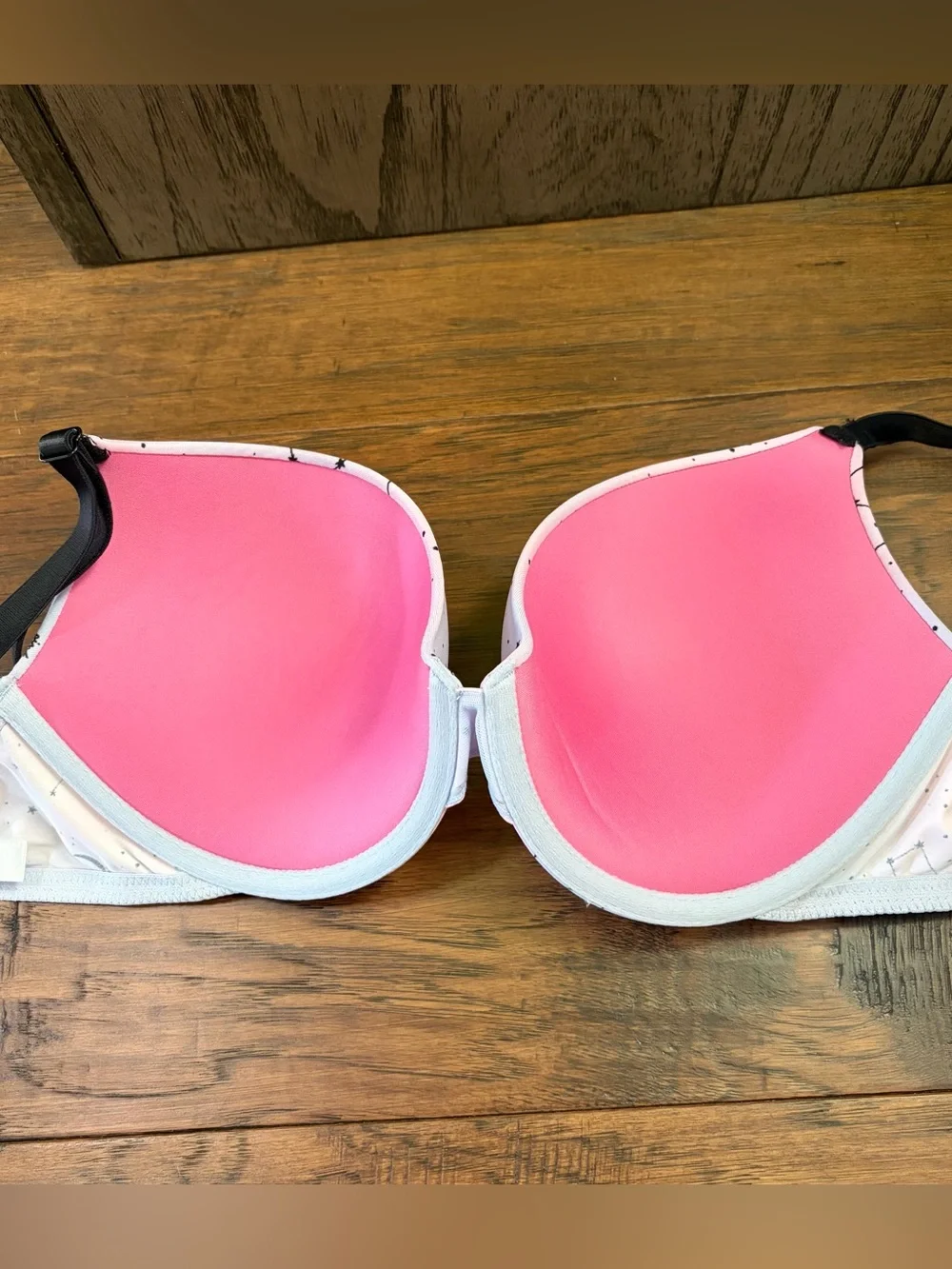 NWT PINK VS Wear Everywhere Push-Up Bra Pink Cloud Constellations 32DD - Picture 3 of 4